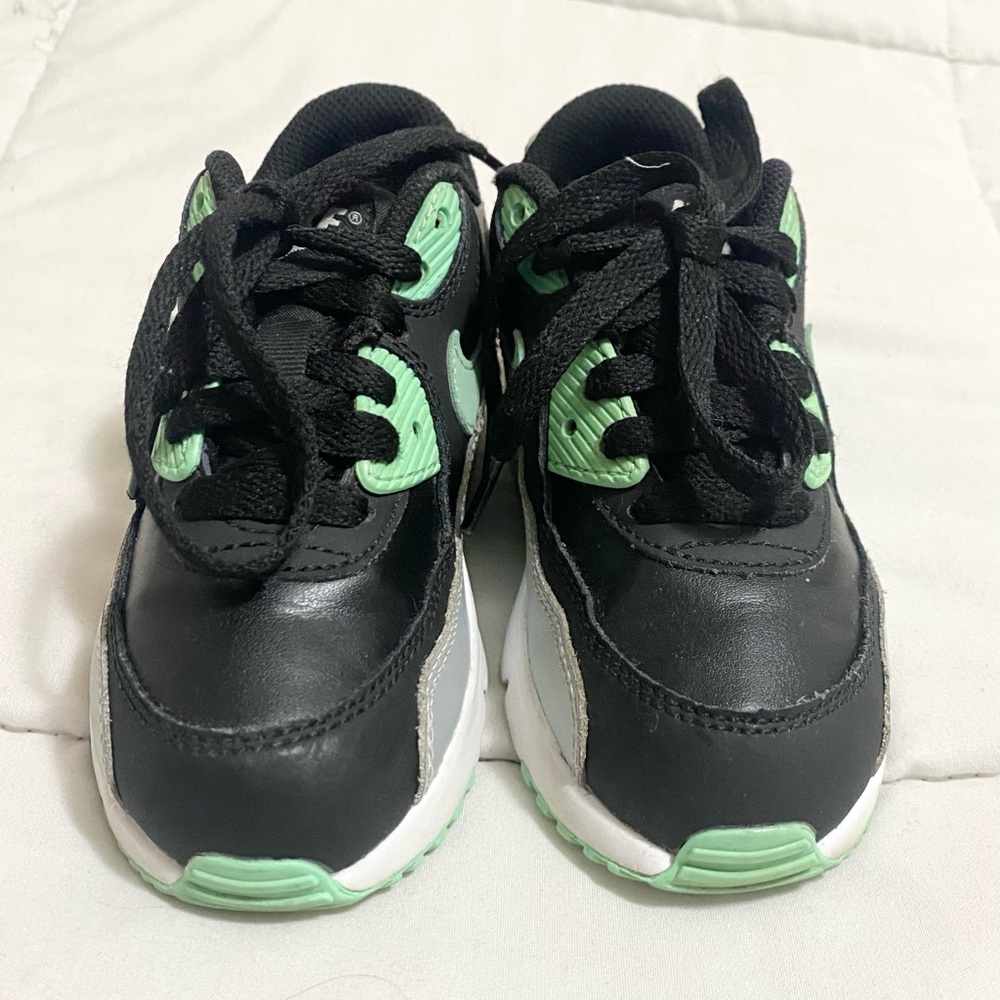 Nike Air Max 90 Kids 12c